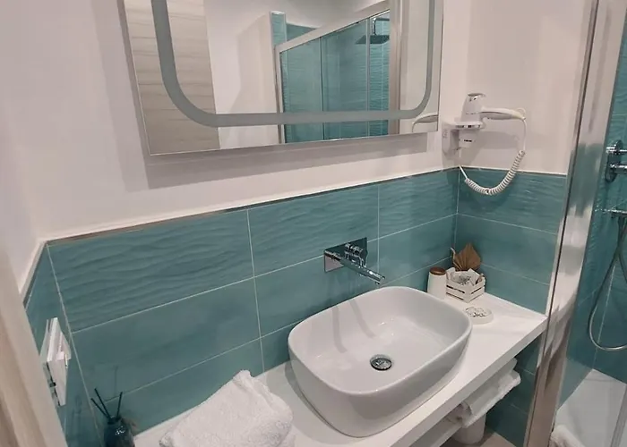 A Due Passi 3* Isquia